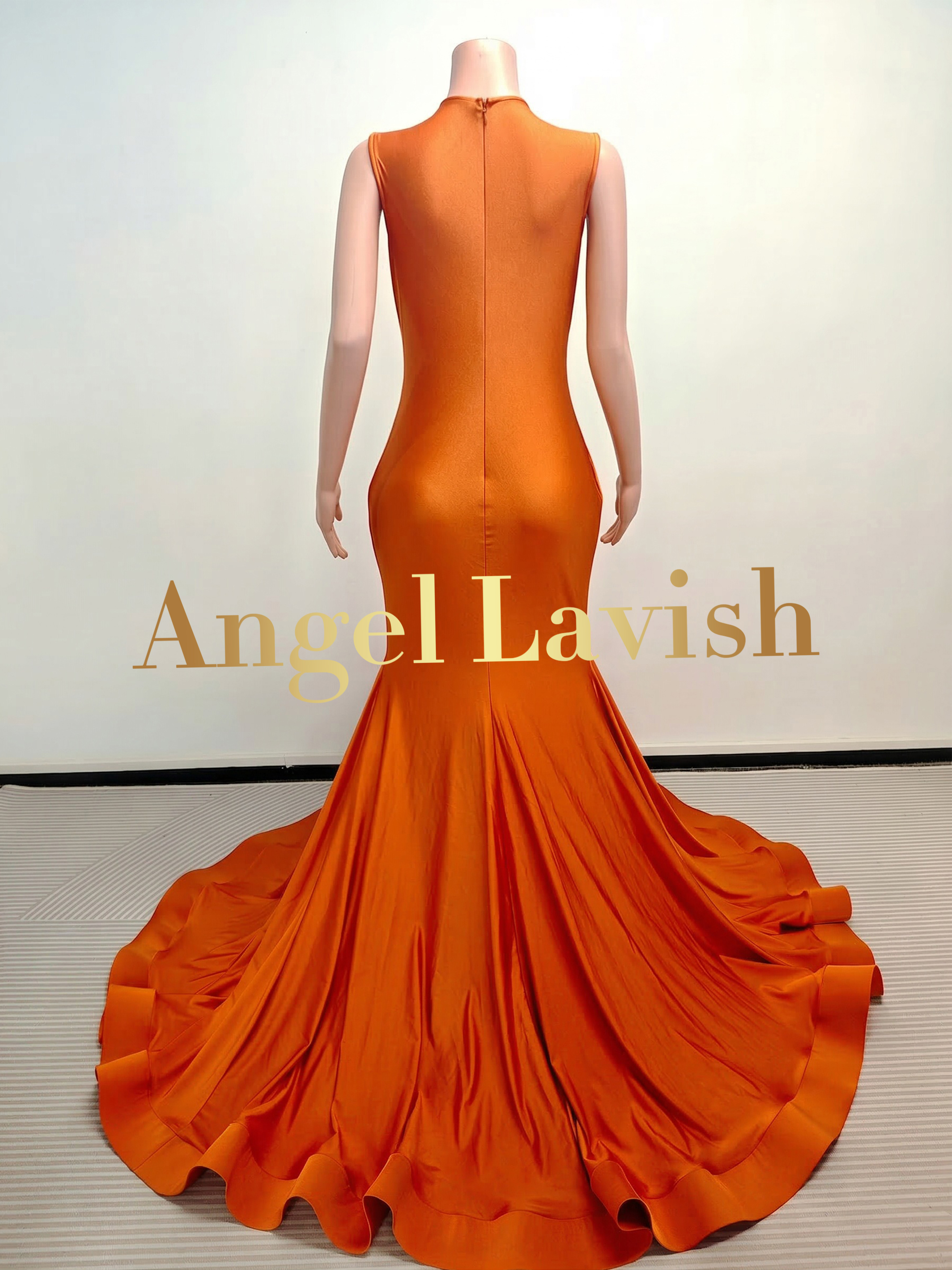 TH26012068 Orange Gold