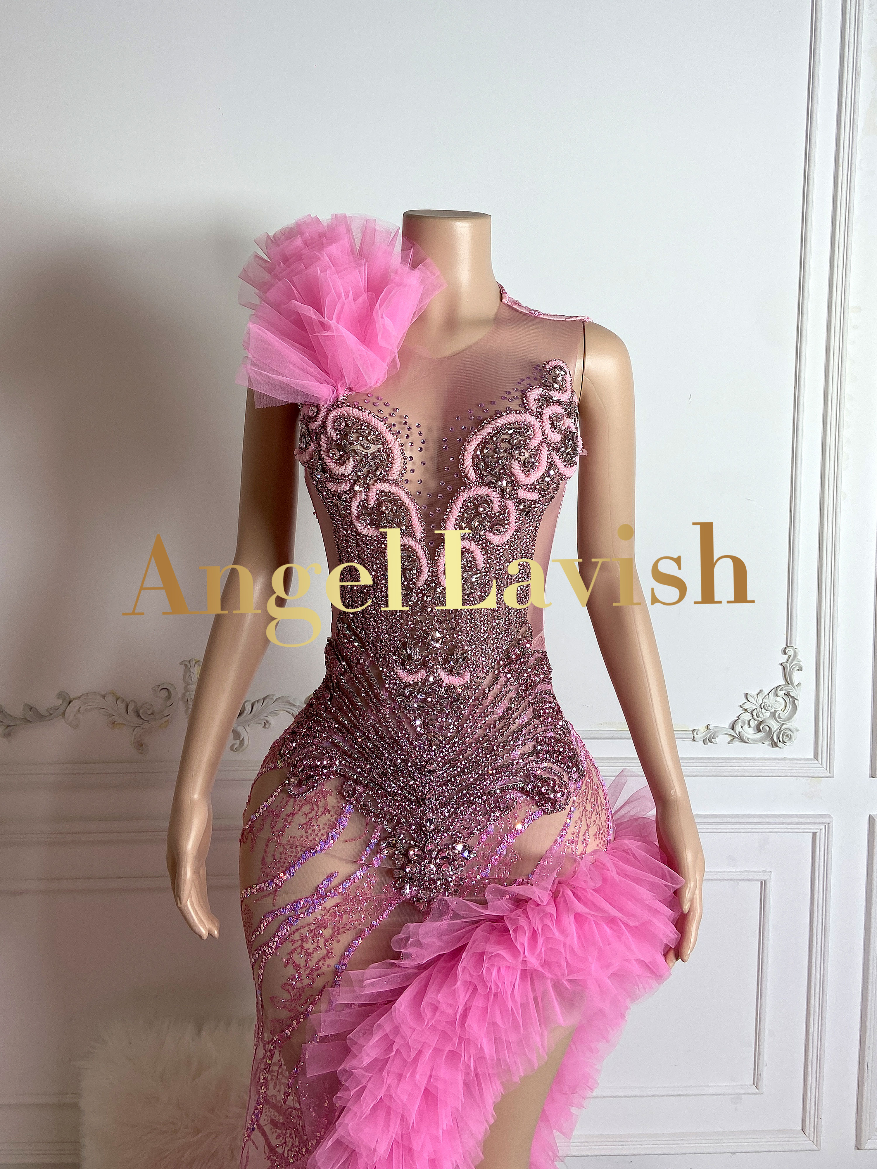Pink Gowns THG2405027
