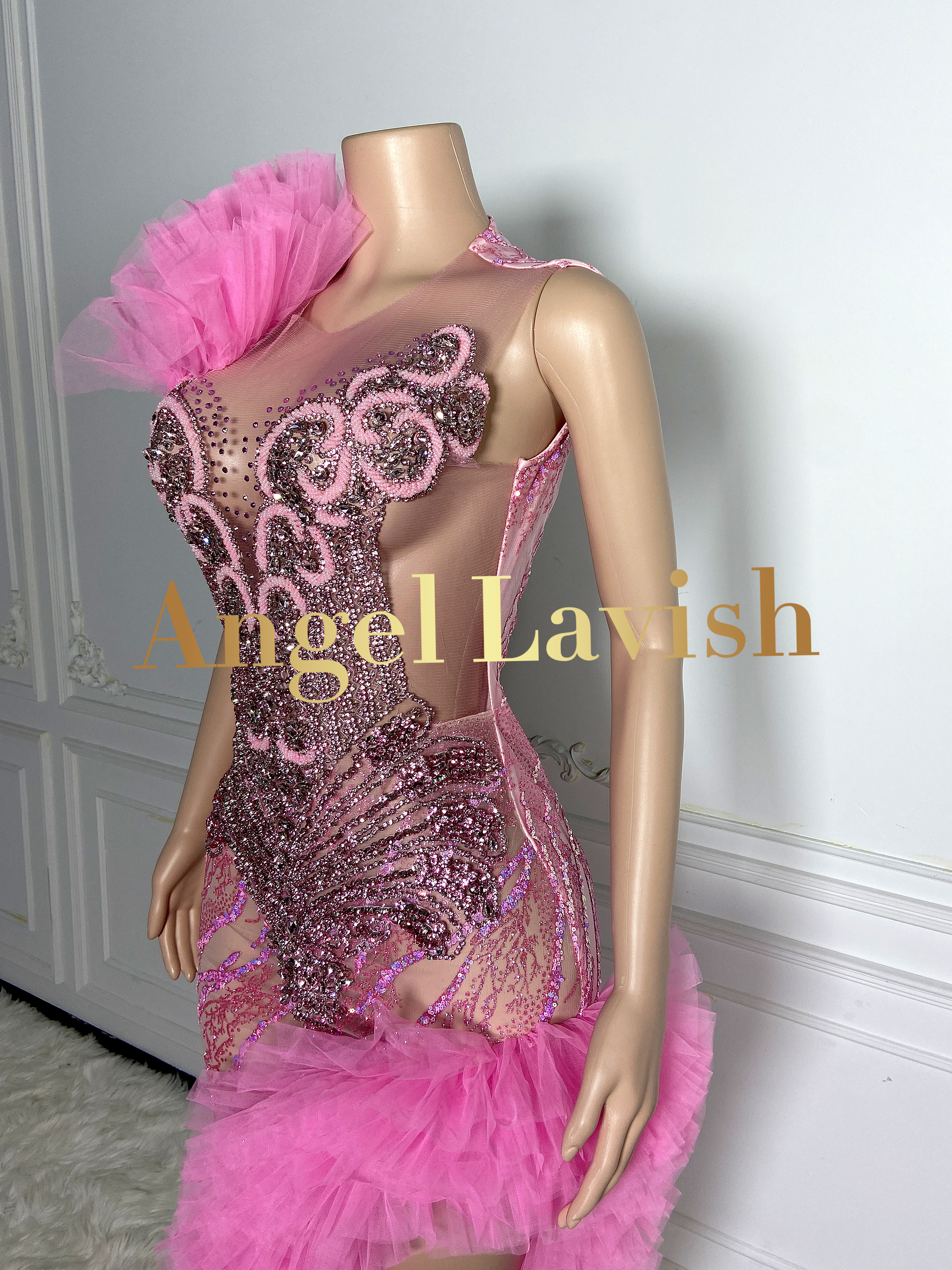 Pink Gowns THG2405027